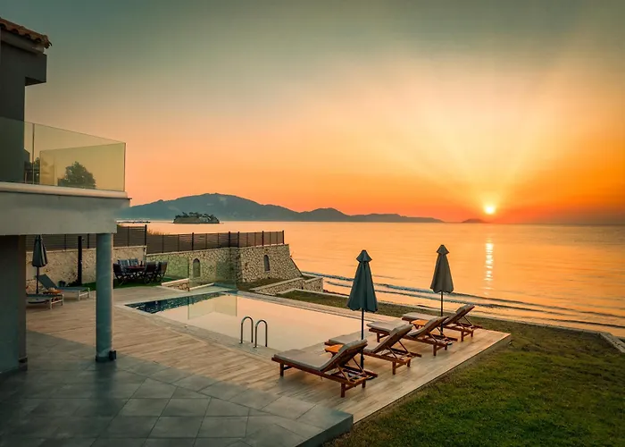 Violet Beach Front Private Villa